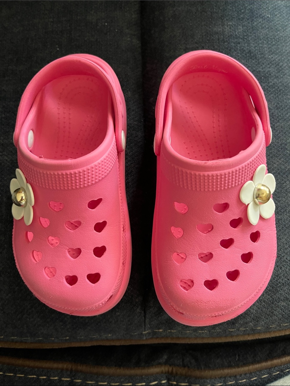 Kids Pink Heart Clog Sandals with Daisy Accent